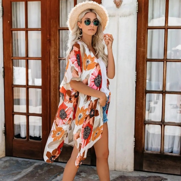 Gorgeous Floral Print V Neck Chiffon Blouse / cover up. - Picture 3 of 8